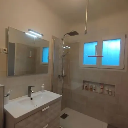 Lou Mazet - Piscine Privée Villa Saint-Raphaël